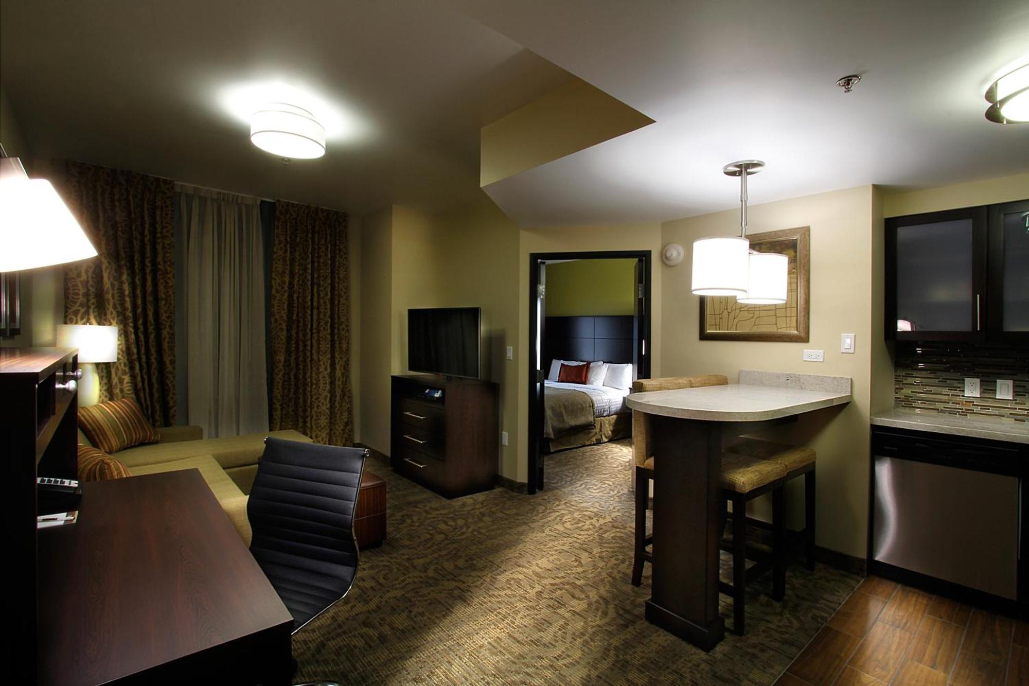 Staybridge Suites Chihuahua, An Ihg Hotel Zewnętrze zdjęcie